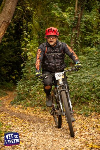 DE-LYVETTE-A-LORGE-25-709