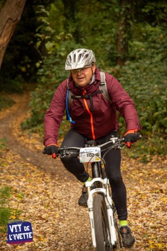 DE-LYVETTE-A-LORGE-25-710