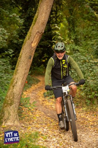 DE-LYVETTE-A-LORGE-25-721