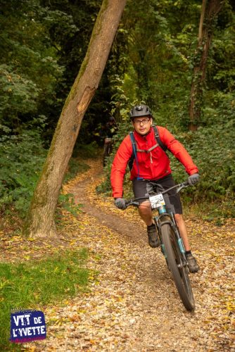 DE-LYVETTE-A-LORGE-25-724