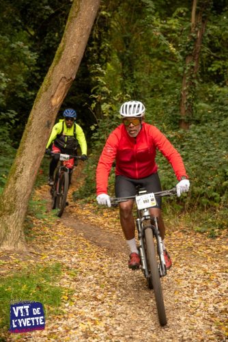 DE-LYVETTE-A-LORGE-25-729