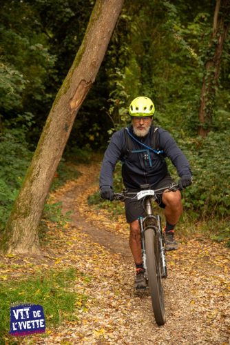 DE-LYVETTE-A-LORGE-25-734