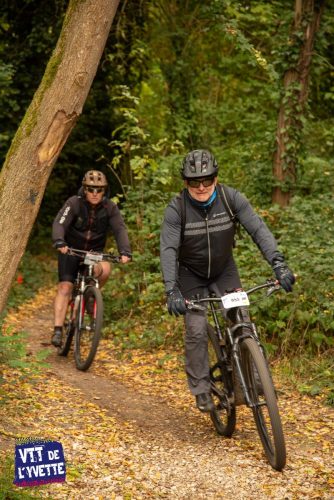 DE-LYVETTE-A-LORGE-25-735