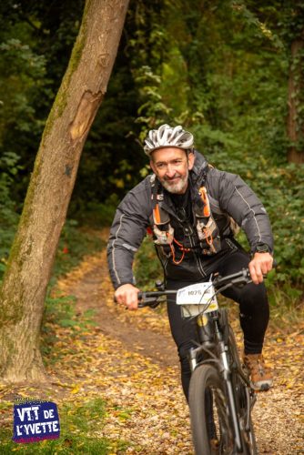 DE-LYVETTE-A-LORGE-25-738