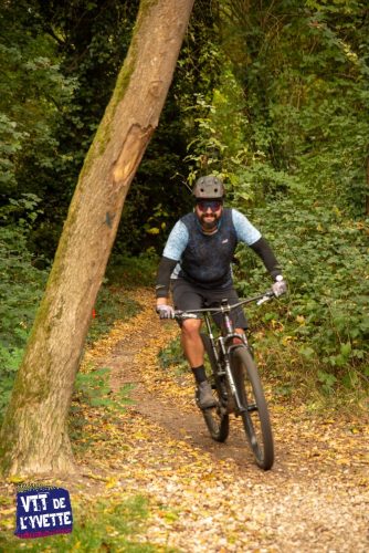 DE-LYVETTE-A-LORGE-25-745