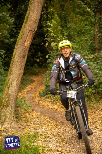 DE-LYVETTE-A-LORGE-25-747