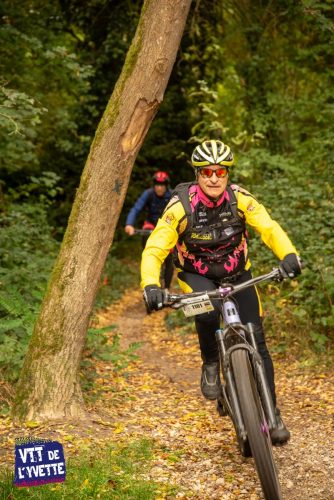 DE-LYVETTE-A-LORGE-25-751