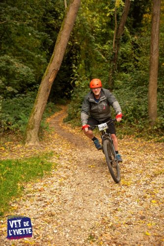 DE-LYVETTE-A-LORGE-25-755